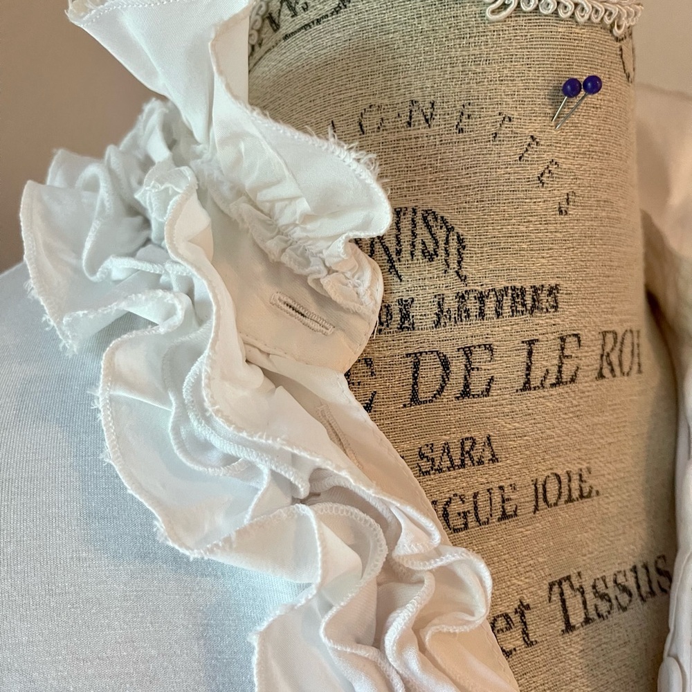 Axels Ruffled, Button Down Blouse - image 3